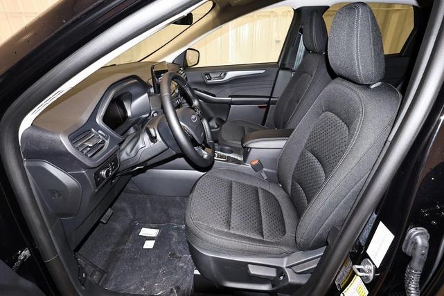 Photo of 2026 Agate Black Ford Escape