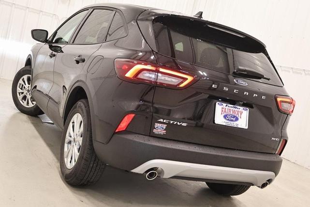 Photo of 2026 Agate Black Ford Escape