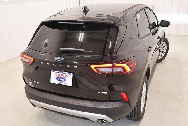 Photo of 2026 Agate Black Ford Escape