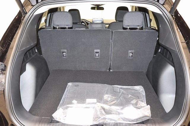 Photo of 2026 Agate Black Ford Escape