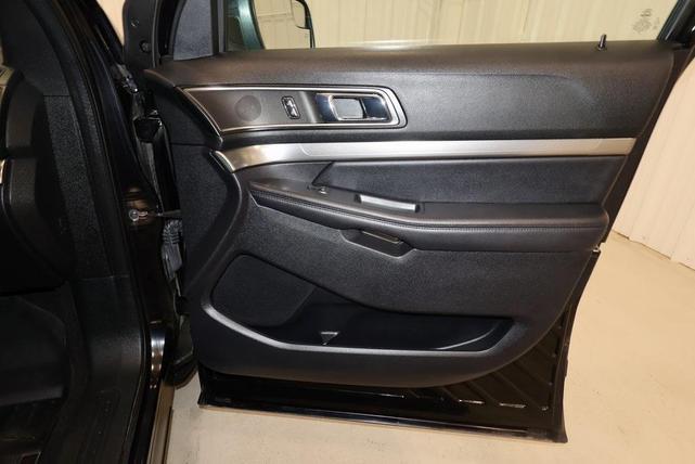 Photo of 2019 Agate Black Metallic Ford Explorer