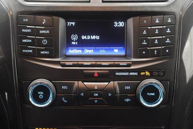 Photo of 2019 Agate Black Metallic Ford Explorer
