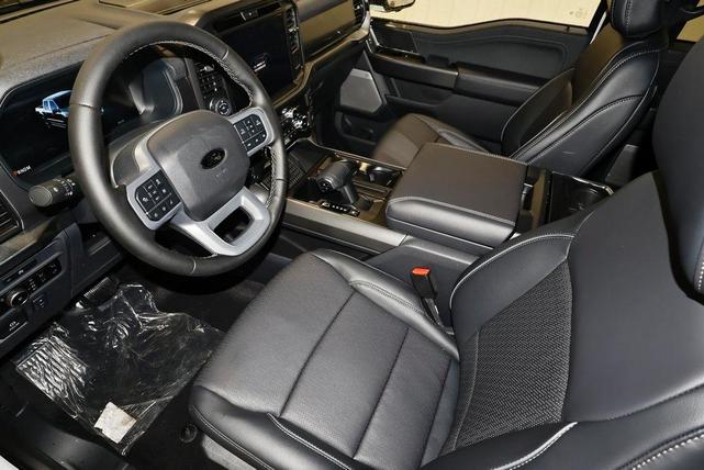 Photo of 2025 Oxford White Ford F-150