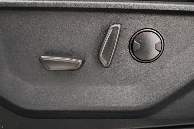 Photo of 2025 Oxford White Ford F-150