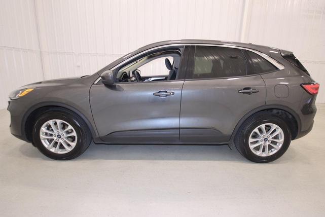 Photo of 2020 Magnetic Metallic Ford Escape