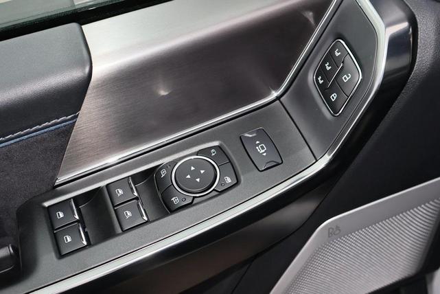 Photo of 2025 Space White Metallic Ford F-150