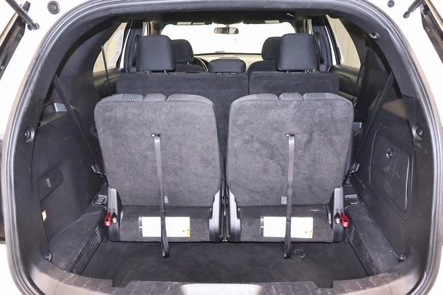 Photo of 2017 Oxford White Ford Explorer
