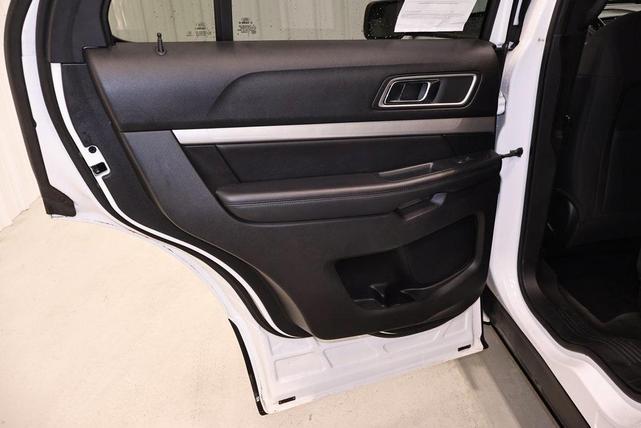Photo of 2017 Oxford White Ford Explorer
