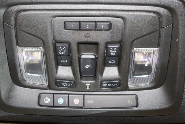 Photo of 2021 Summit White GMC Sierra 1500