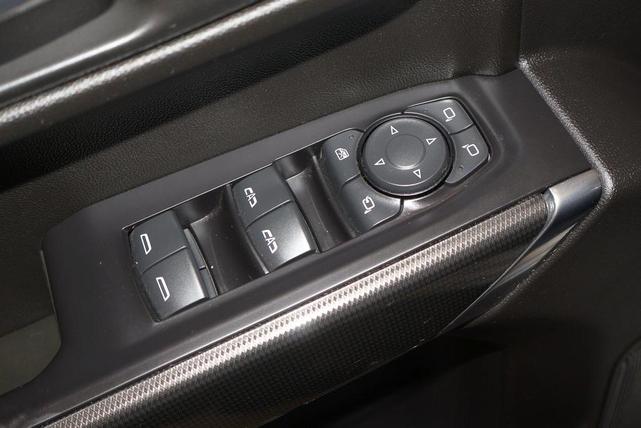 Photo of 2021 Summit White GMC Sierra 1500
