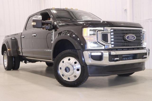 Photo of 2020 Agate Black Metallic Ford F-450