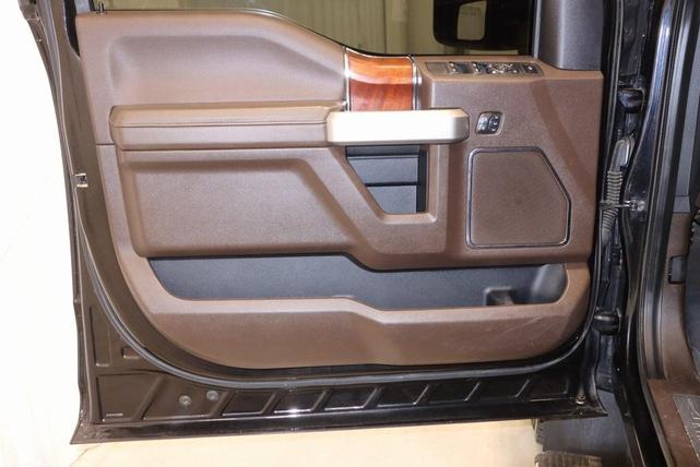 Photo of 2020 Agate Black Metallic Ford F-450