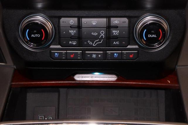 Photo of 2020 Agate Black Metallic Ford F-450