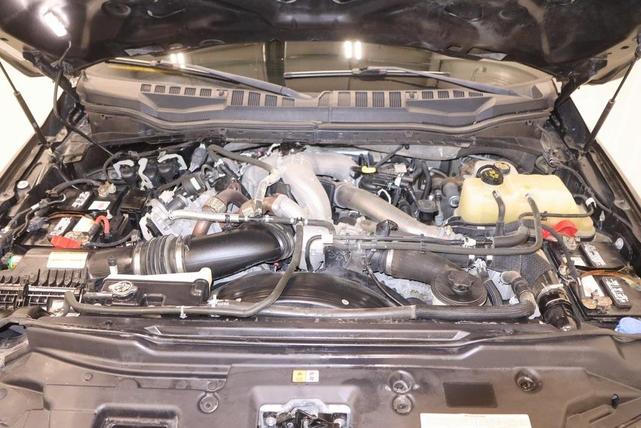 Photo of 2020 Agate Black Metallic Ford F-450