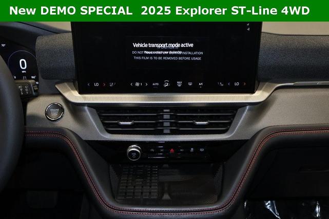 Photo of 2025 Star White Ford Explorer