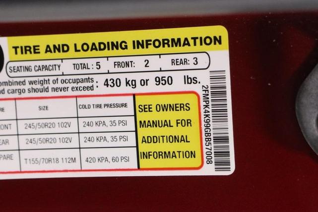 Photo of 2016 Ruby Red Metallic Tinted Clearcoat Ford Edge