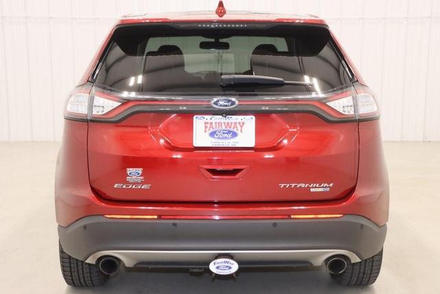 Photo of 2016 Ruby Red Metallic Tinted Clearcoat Ford Edge