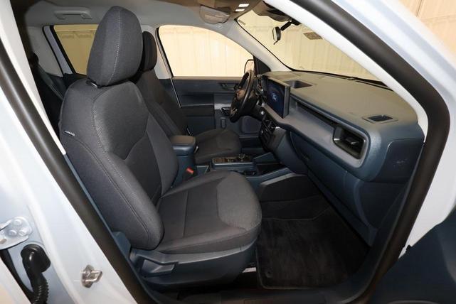 Photo of 2025 Space White Metallic Ford Maverick