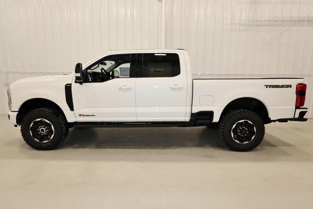 Photo of 2025 Star White Ford F-350