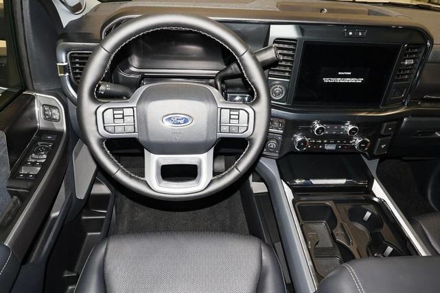 Photo of 2025 Star White Ford F-350