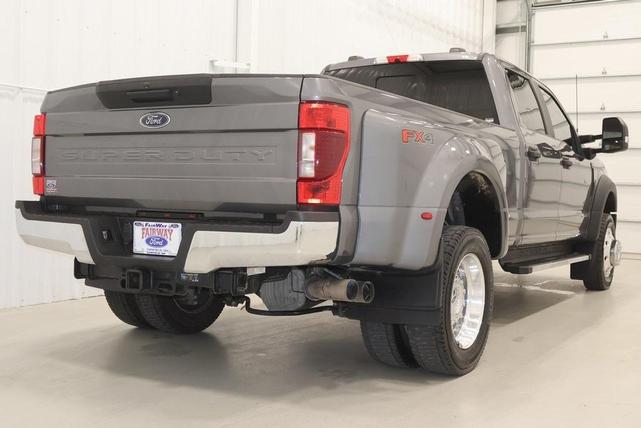Photo of 2022 Carbonized Gray Metallic Ford F-450