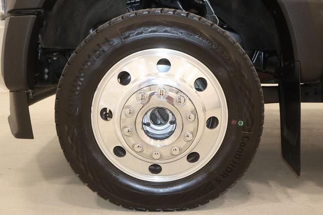 Photo of 2022 Carbonized Gray Metallic Ford F-450