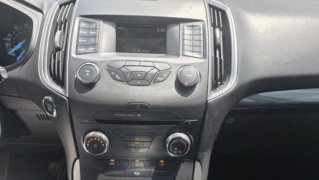 Photo of 2016 Black Ford Edge