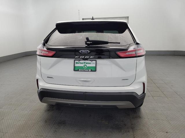 Photo of 2023 White Ford Edge