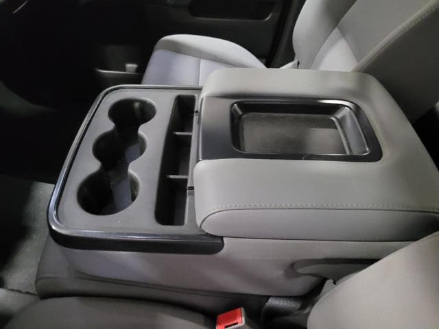 Photo of 2019 Deep Ocean Blue Metallic Chevrolet Silverado 1500