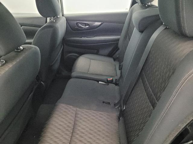 Photo of 2018 Gun Metallic Nissan Rogue