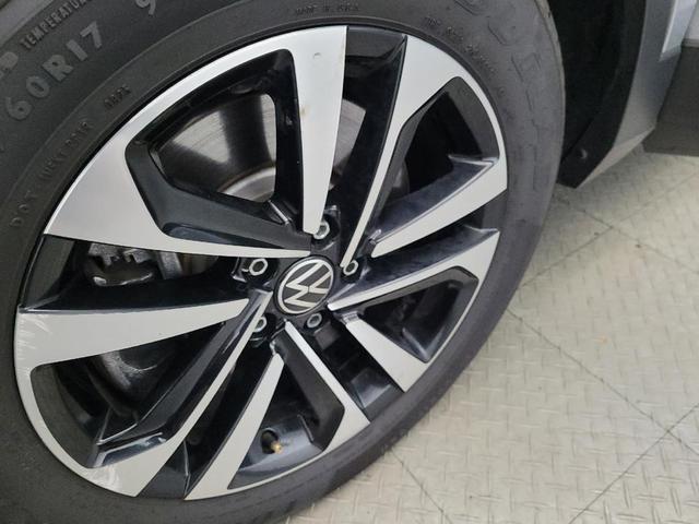 Photo of 2023 Pyrite Silver Metallic Volkswagen Tiguan