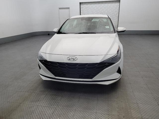 Photo of 2022 Quartz White Hyundai ELANTRA