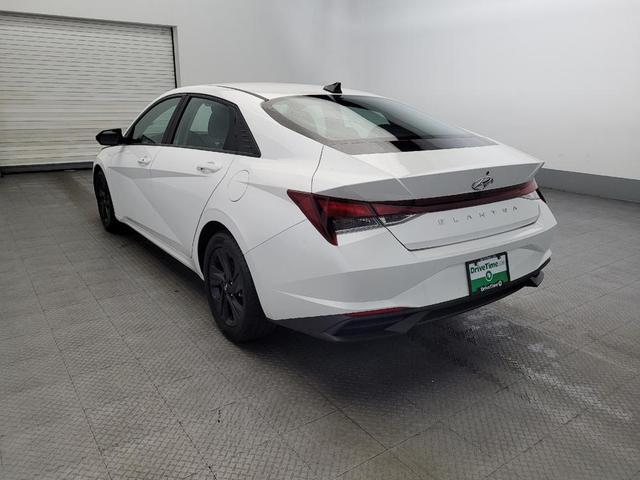 Photo of 2022 Quartz White Hyundai ELANTRA