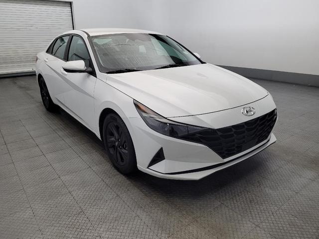 Photo of 2022 Quartz White Hyundai ELANTRA