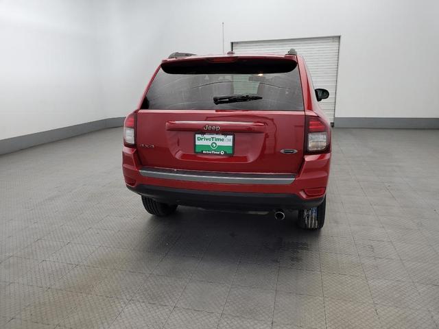 Photo of 2017 Redline 2 Coat Pearl Jeep Compass