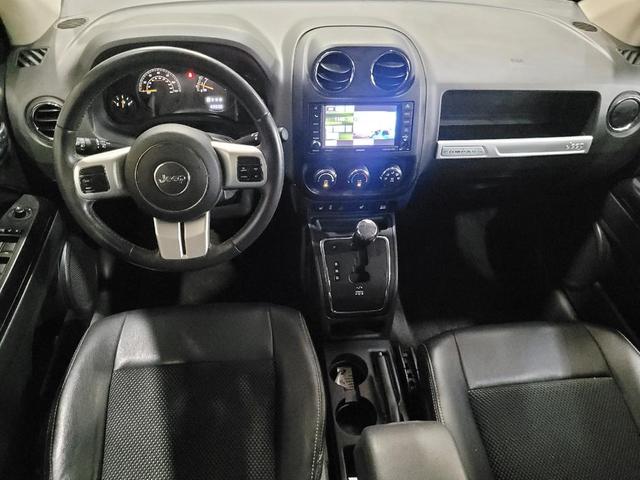 Photo of 2017 Redline 2 Coat Pearl Jeep Compass