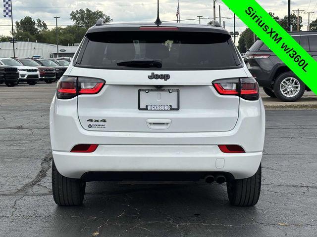 Photo of 2022 Bright White Clearcoat Jeep Compass