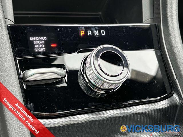 Photo of 2025 Silver Zynith Jeep Grand Cherokee
