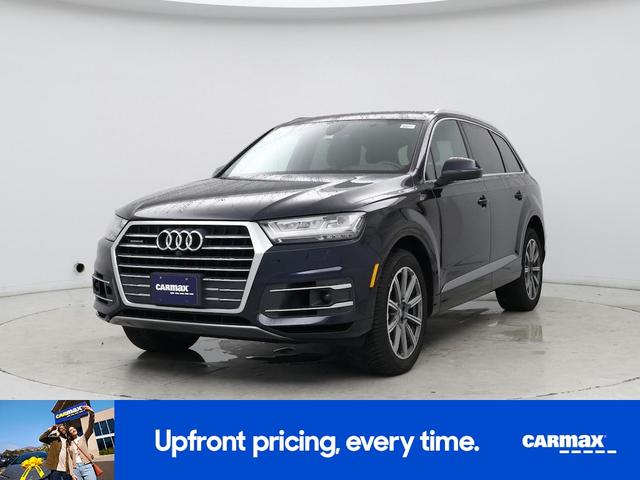 Photo of 2018 Blue Audi Q7