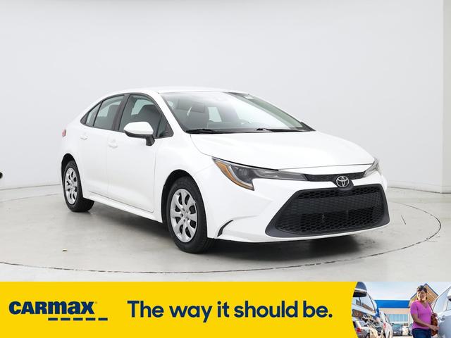 Photo of 2021 White Toyota Corolla