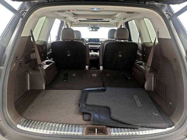 Photo of 2021 Black Kia Telluride