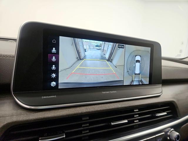 Photo of 2021 Black Kia Telluride
