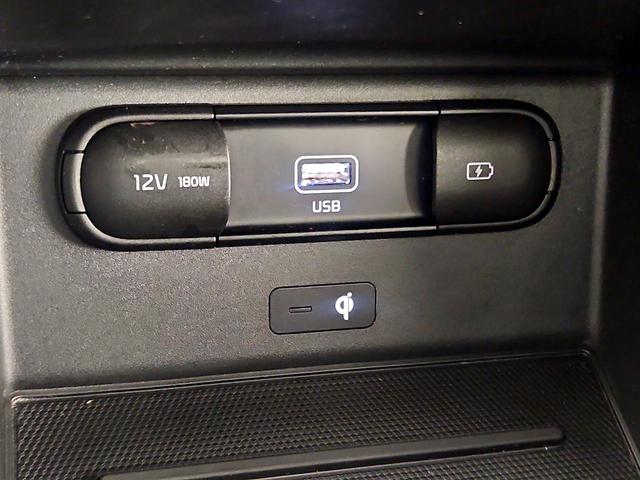 Photo of 2021 Black Kia Telluride