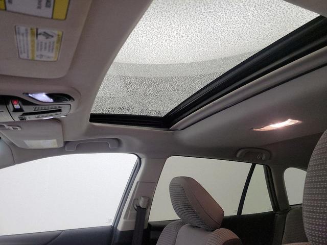 Photo of 2022 Gray Subaru Outback