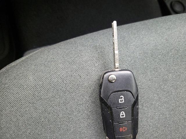 Photo of 2023 White Ford F-250