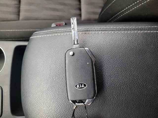 Photo of 2021 White Kia Sportage