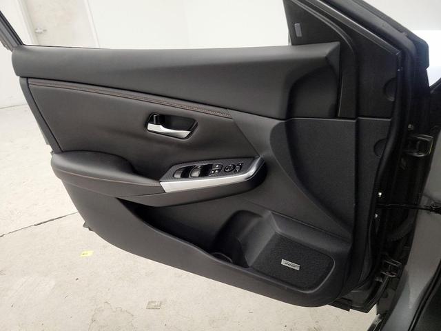 Photo of 2021 Gray Nissan Sentra