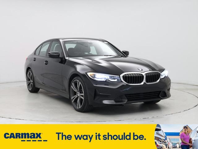 2022 BMW 330