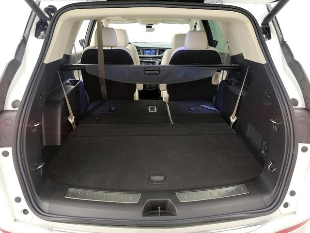 Photo of 2023 White Buick Enclave