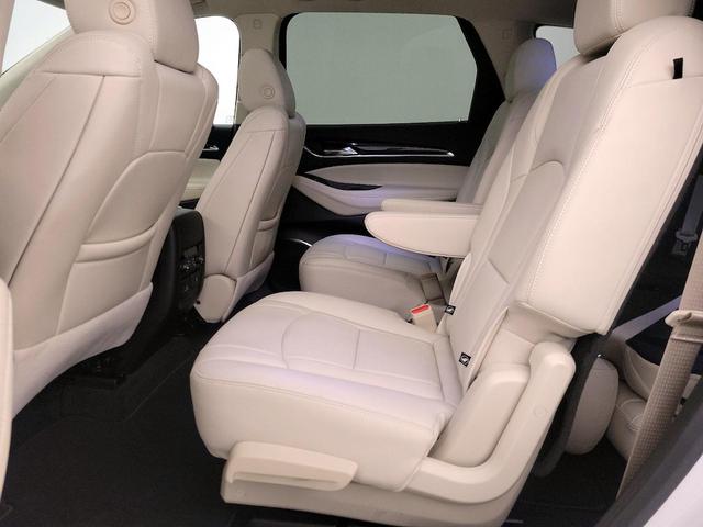 Photo of 2023 White Buick Enclave